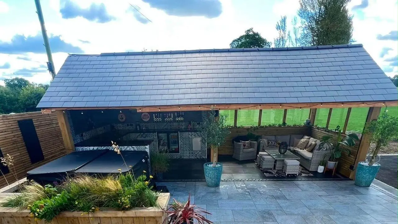 Pergolas & Garden Structures by Holmes Landscapes